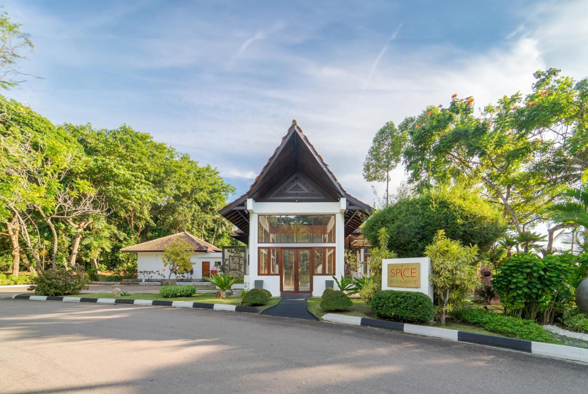 Indra Maya Pool Villas Lagoi Exteriör bild